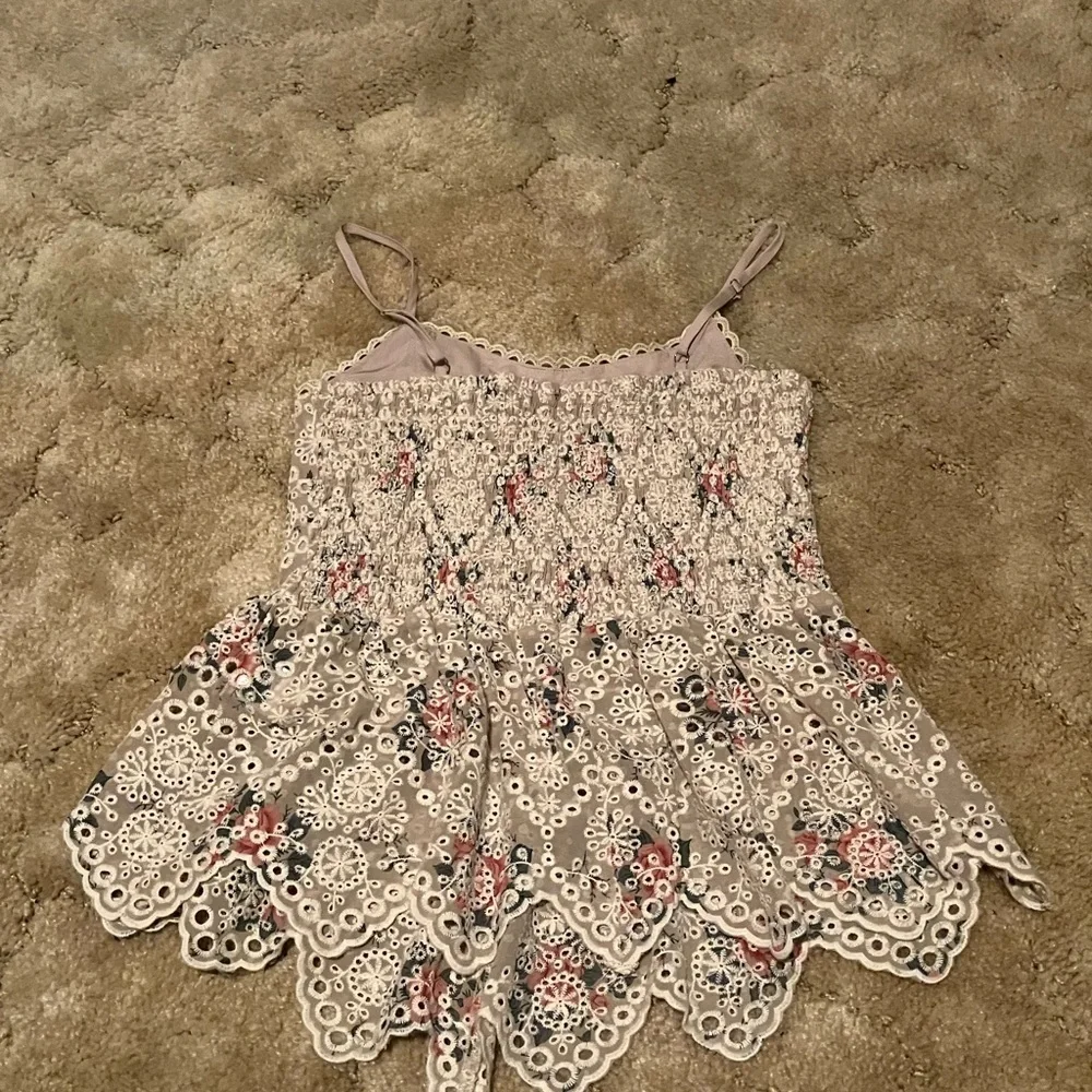 Pink Lily Floral Lace Camisole in Cream and Pink - Picture 2 of 3